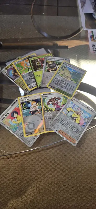 (Random sample rares/shiny cards in picture, there's much more) Perfect for kids getting into pokemo...