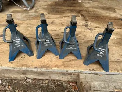 Four Certified 2-ton limit jack / axel stands. Good condition. Reason for selling: New vehicle that...