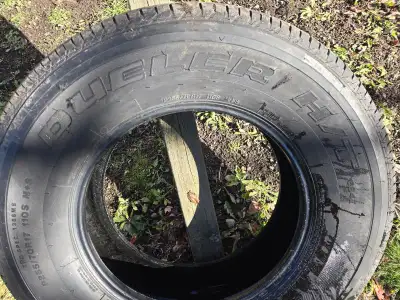 3 single tires and 1 pair 1 Bridgestone dueler 255/70R17-$40 1 bridgestone dueler 205/70R15-$40 1 Go...