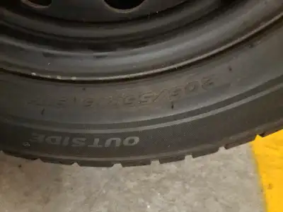 4 -All season tires on rims Very good condition 205 55 R 16 Location Scarborough Markham Price $300