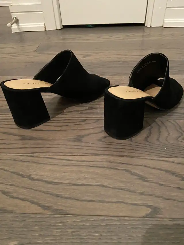 Women Sandal in Women's - Shoes in Markham / York Region - Image 7