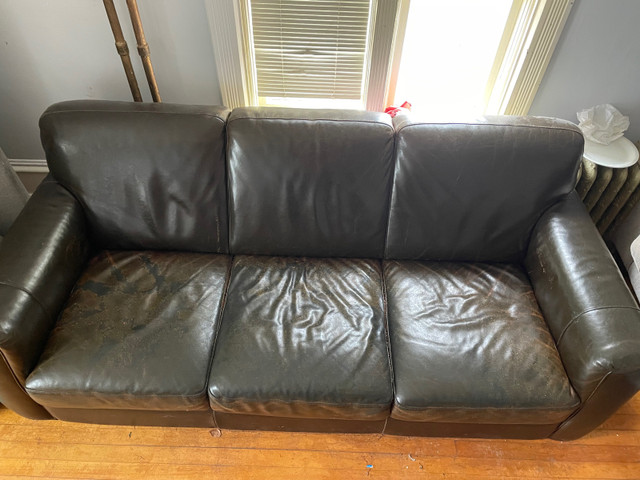 Black Leather Coach in Couches & Futons in Annapolis Valley