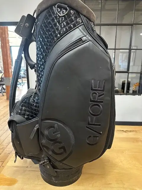 GFORE GOLF TOUR BAG - ALL BLACK in Golf in Cambridge - Image 4