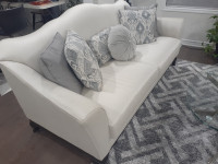 Almost new Couch/sofa for sale