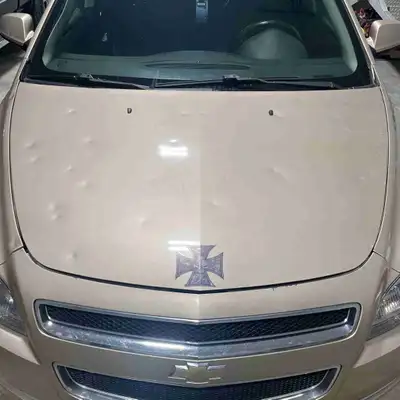 Im looking for a hood, for a 2008 Malibu, same colour, preferably perfect condition.