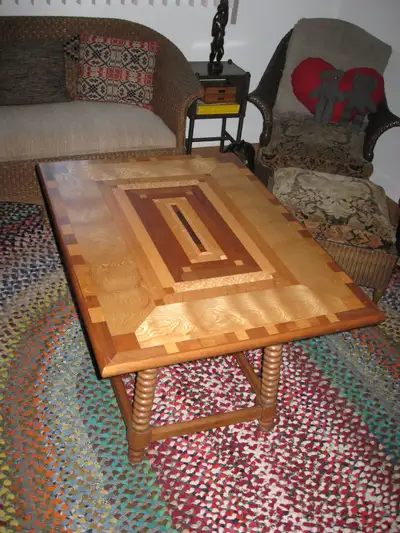 Table en marqueterie originale, View more