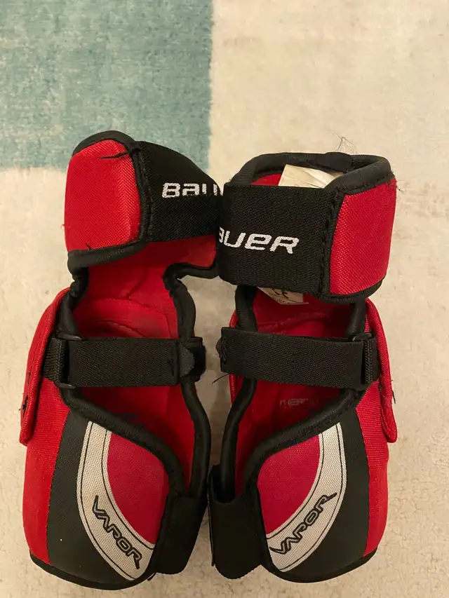 Bauer Vapor X5.0 hockey elbow pads size junior large in Hockey in Oakville / Halton Region - Image 5