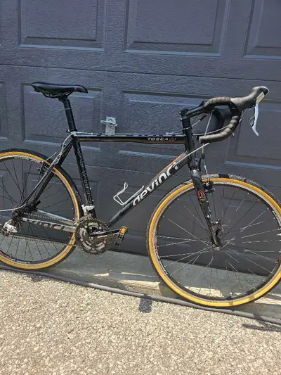 Devinci Tosca SL1 Gravel road bike , View more