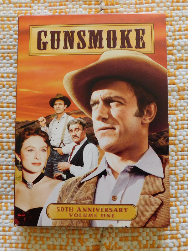 Gunsmoke TV Series DVD Set dans CD, DVD et Blu-ray  à Ouest de l’Île