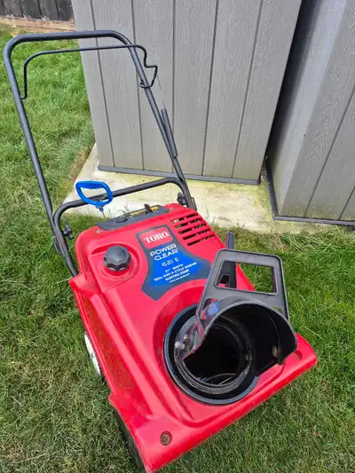 Toro 621E snow blower 21" 163cc, View more