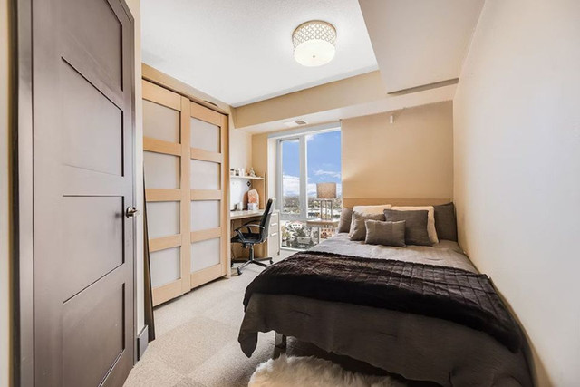 1 ENSUITE BEDROOM: MALE SUBLET FOR MAY 2024-AUGUST 2024! in Room Rentals & Roommates in Kitchener / Waterloo
