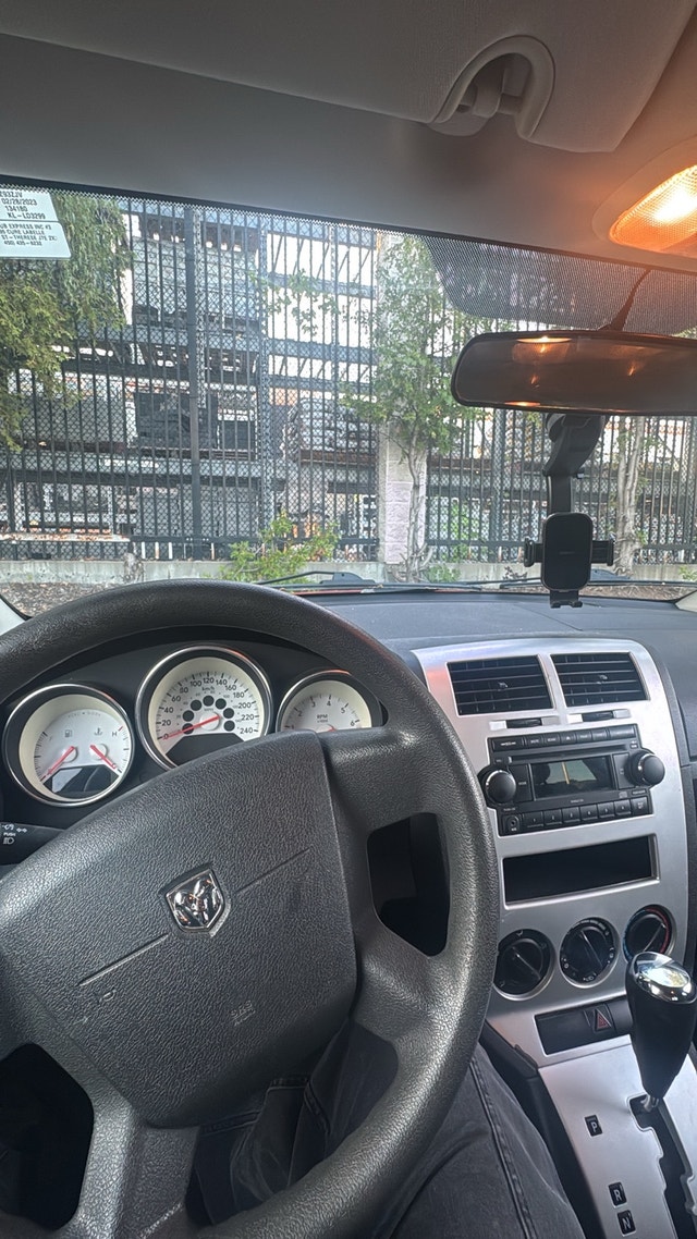 Dodge Caliber — photo 2