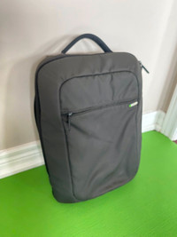 INCASE laptop backpack