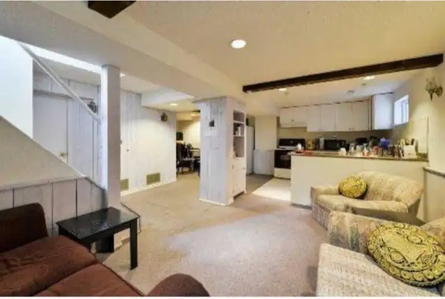 Basement Apartment for Rent Yonge/Weldrick