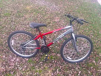 Vélo de montagne - CCM - Rebel - 24 pouces, View more