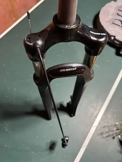 SR Suntour Suspension fork 700c, View more