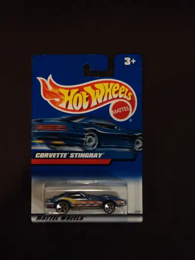 This Corvette is blue with 5 dot wheels. Card has a tiny bit of wear on the bottom. Check out my oth...