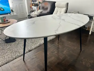 Structube Table 160 x 90 cm, View more