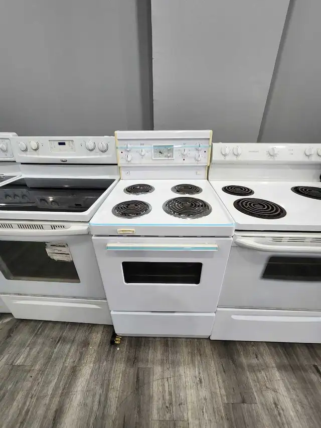 24 inch coil stove range oven can deliver  in Stoves, Ovens & Ranges in Mississauga / Peel Region - Image 2