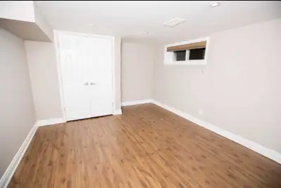 Etobicoke- Habitación privada en renta