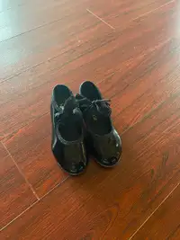 Tap shoes (side 7 toddler)