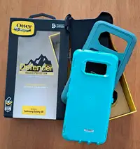 Otterbox cell phone protector 