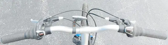 INFINITY HARDTAIL 21-SPEED MOUNTAIN BIKE (UNISEX) in Mountain in London - Image 9