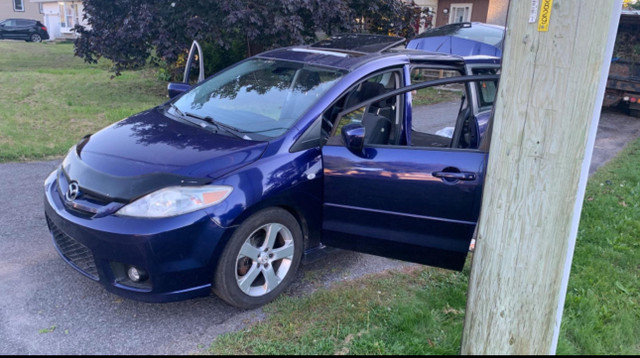 Mazda 5 as is  in Cars & Trucks in Ottawa