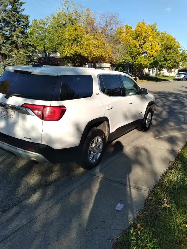 2017 Acadia SLE AWD571517050857072644