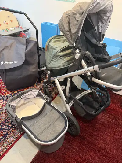 Uppababy Vista Stroller + rumble seat + winter cover, View more