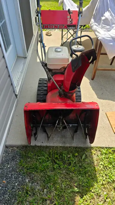 Honda Tracked Snowblower ME 80, View more