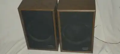 I deliver! LLoyd's Speakers (Pair), View more