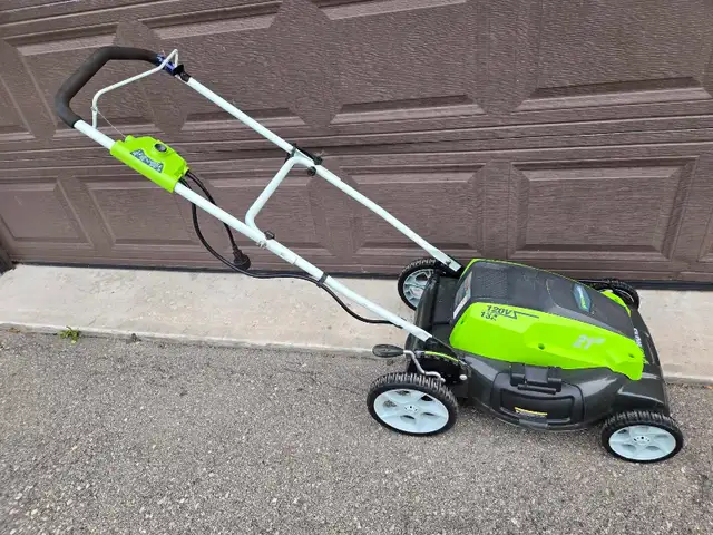 Greenworks electric lawn mower 