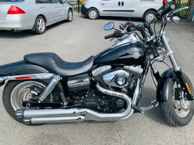 Harley Davidson FXDF DYNA FATBOB 2012 seulement /only 14400km 1690cc Muffler screaming eagle Super p...