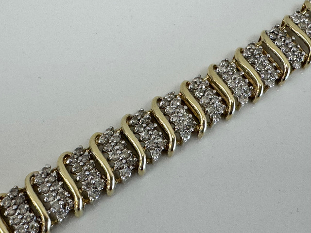 Beautiful 10K Gold Diamond Tennis Bracelet - 4.90TCW in Jewellery & Watches in Oshawa / Durham Region - Image 3