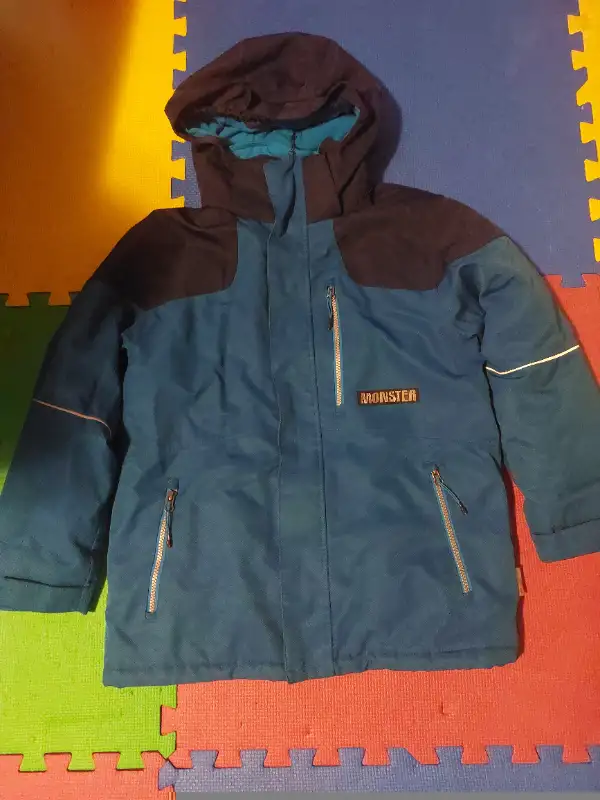 Monster boy's  snow suit size 12 and winter boots size 6 and 7 in Kids & Youth in Edmonton - Image 3
