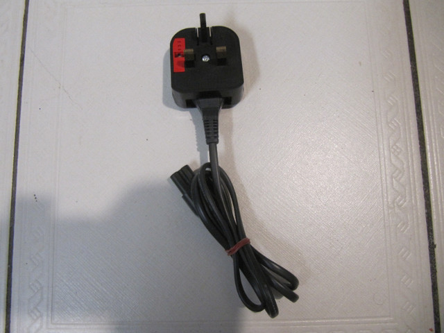 PowerConnections 250volt 2.5amp Fused WallConnector To Appliance in General Electronics in Mississauga / Peel Region