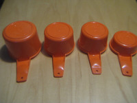 Vtg Tupperware Orange Nesting Measuring Cups Retro 1970's Dry