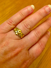 solid gold puzzle ring