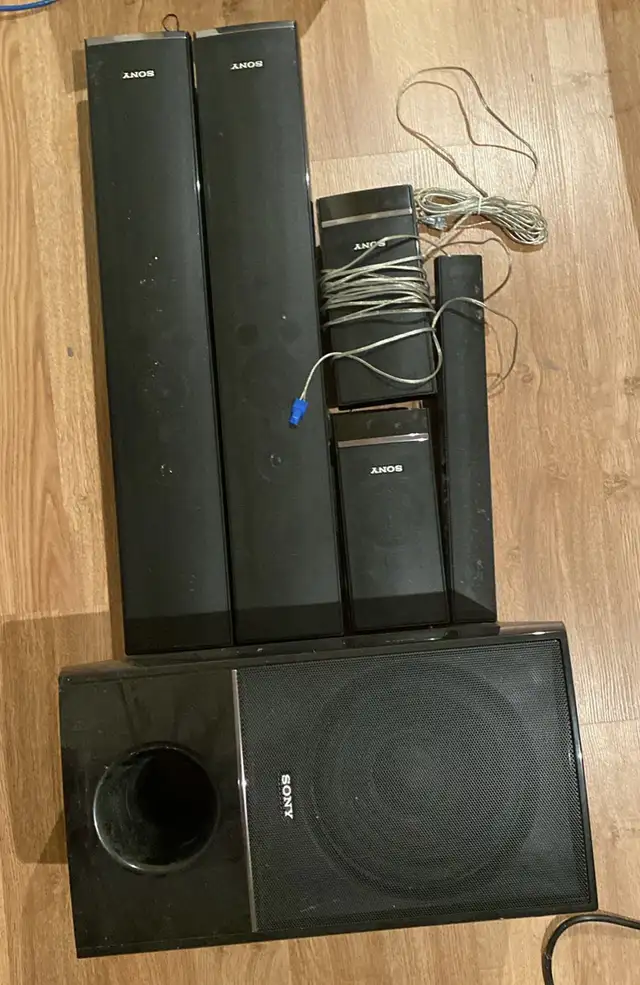 Sony Speakers in Stereo Systems & Home Theatre in Mississauga / Peel Region - Image 2