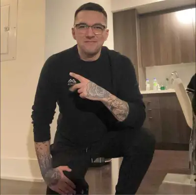 Stranded ! looking for ride to Kingston, View more