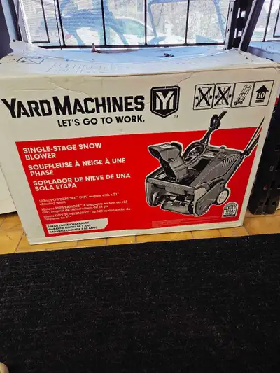 Yard Machines Souffleuse à Neige, View more