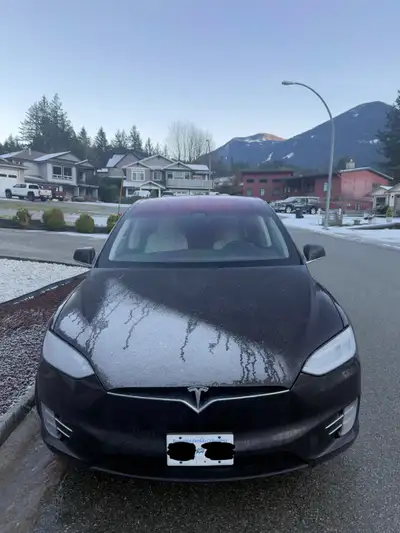 6 seats ABS Brakes Autonomous Emergency Braking Blind Spot Monitoring Curtain Airbags Driver Airbag...