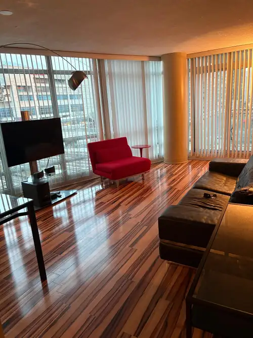 (If the ad is up, the unit is still available) Luxury, fully furnished, corner unit 1 + den condo wi...