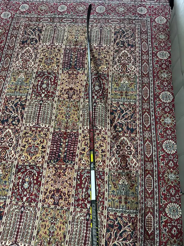 used 4 times Sherwood left handed hockey stick in Hockey in Mississauga / Peel Region - Image 3