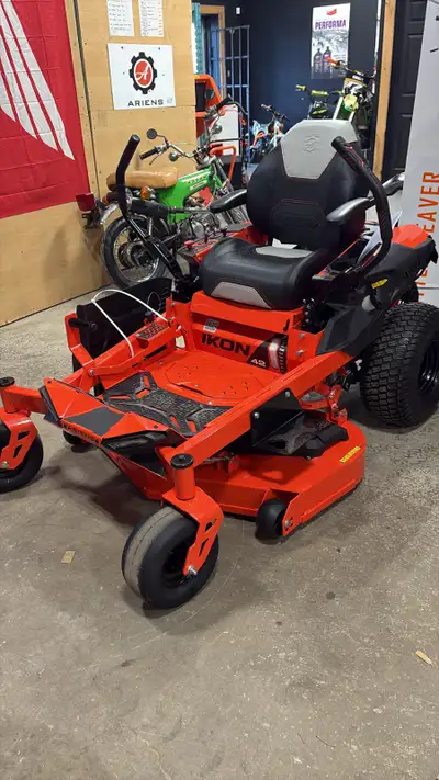 TRACTEUR À GAZON ARIENS IKON 42'' KAWASAKI, View more