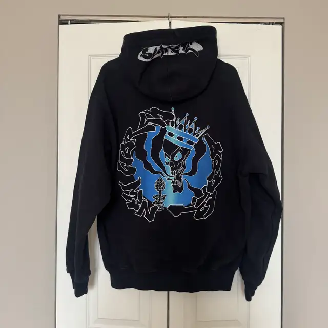 Supreme New World Order Hooded Sweatshirt in Men's in Laval / North Shore - Image 2