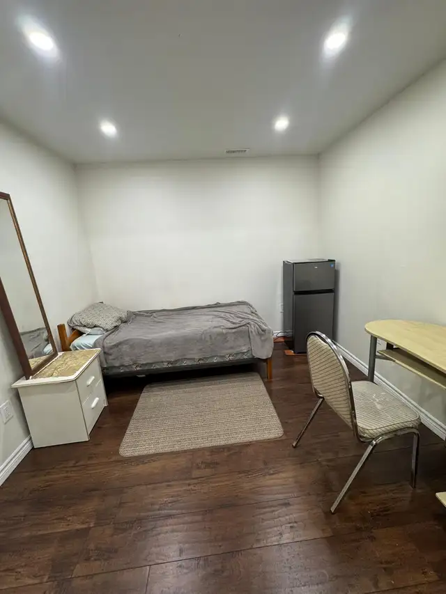 All inclusive Room in Room Rentals & Roommates in Mississauga / Peel Region - Image 4