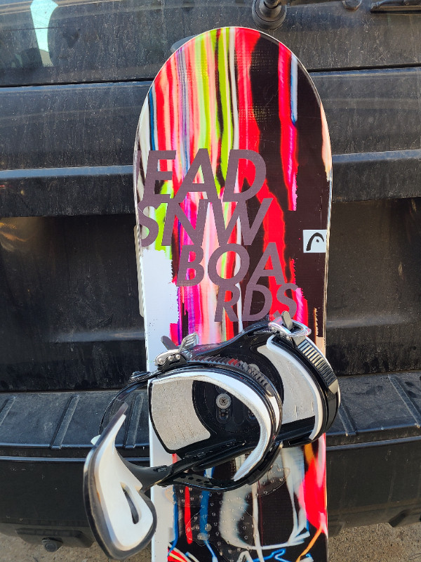 Head 146cm snowboard with bindings in Snowboard in Edmonton - Image 2