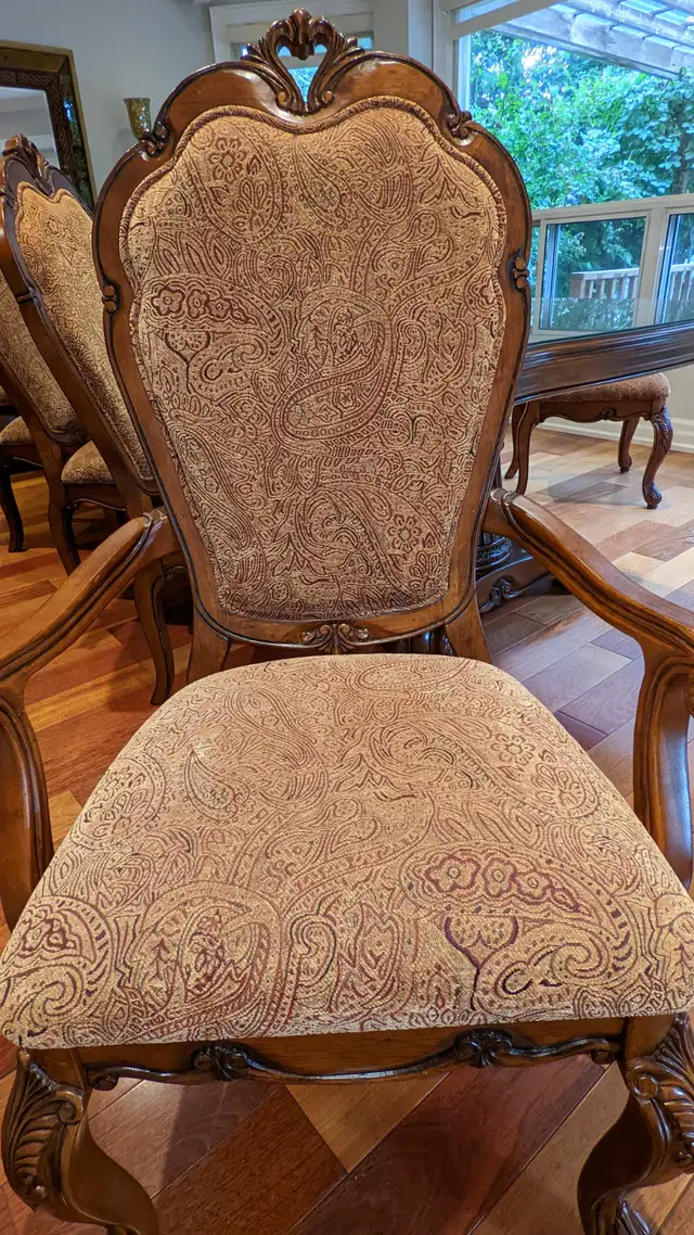 Solid Wood Dinning Table Set with Glass Top for up to 12 People in Dining Tables & Sets in Markham / York Region - Image 4